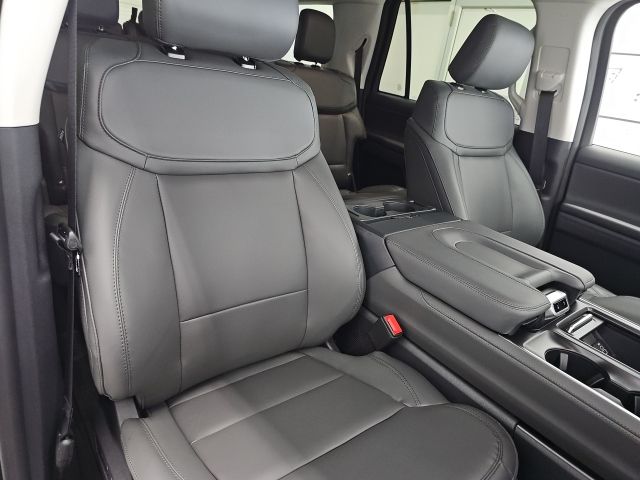 2026 Ford Expedition MAX Active - Photo 13