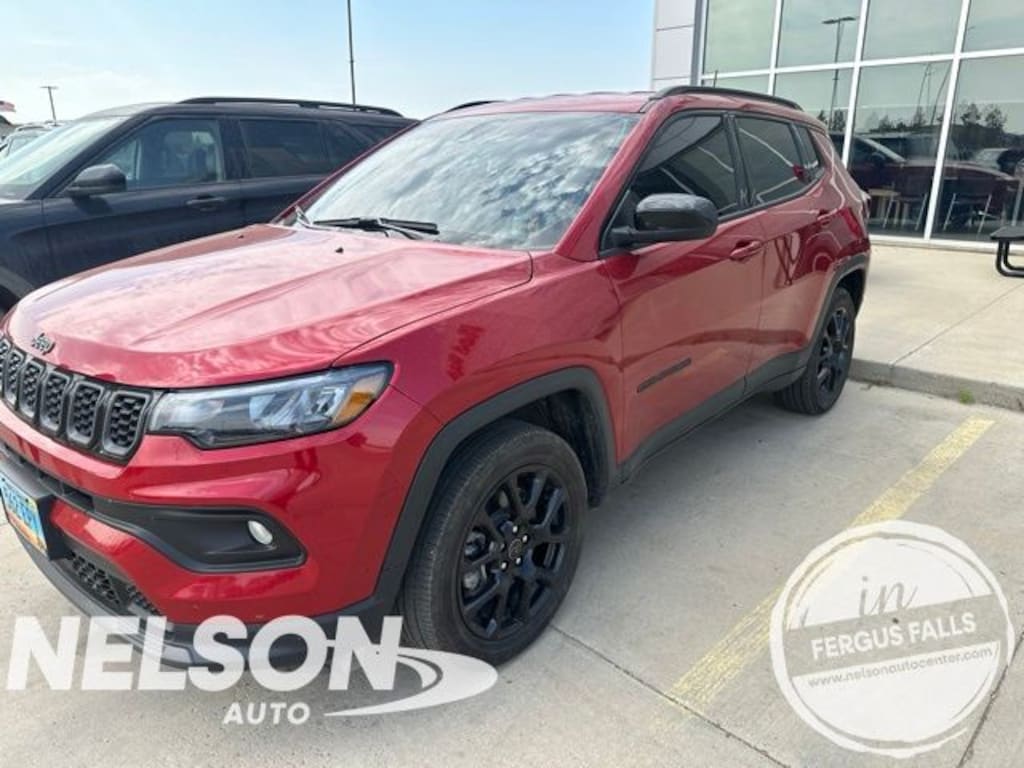 Used 2025 Jeep Compass Latitude SUV