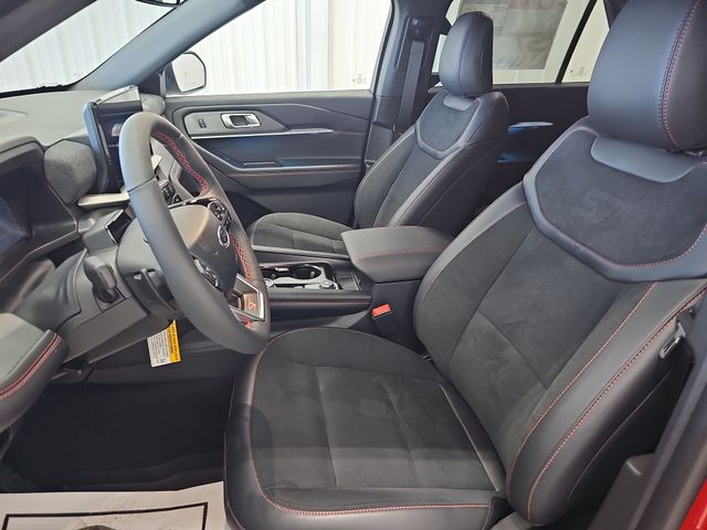 2026 Ford Explorer ST - Photo 40