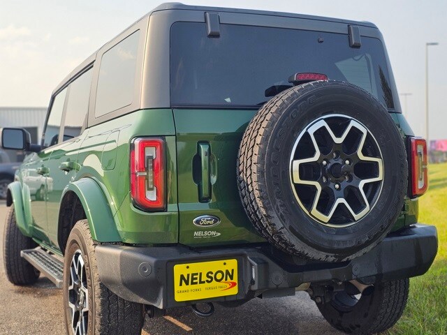 2024 Ford Bronco Outer Banks photo 3