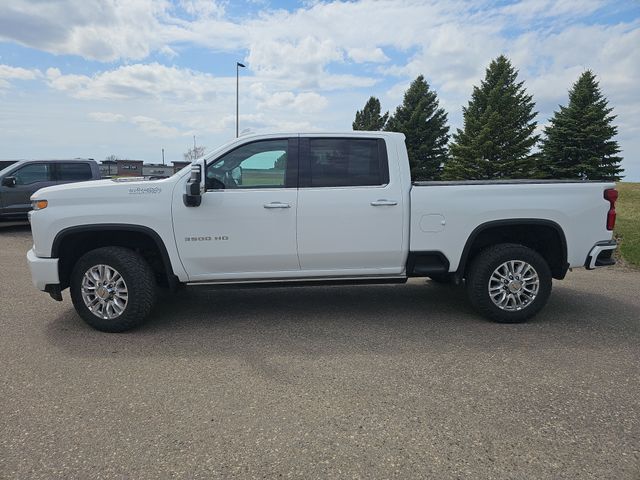 Used 2021 Chevrolet Silverado 3500HD High Country with VIN 1GC4YVEY2MF299886 for sale in Fergus Falls, Minnesota