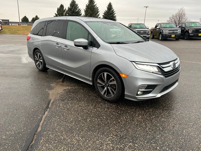 2018 Honda Odyssey Elite photo 3