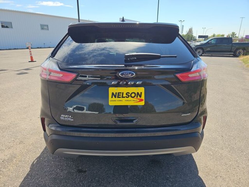 Used 2024 Ford Edge SEL SUV