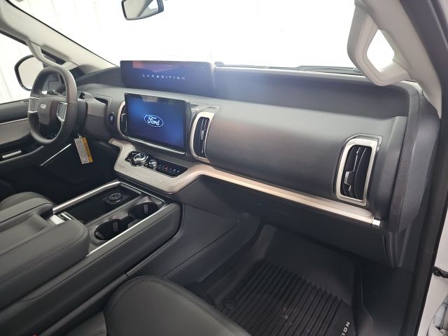 2026 Ford Expedition MAX Active - Photo 11