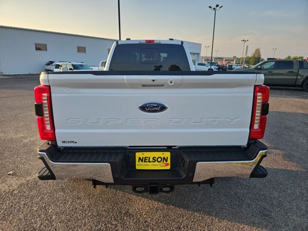 New 2026 Ford F-350 Lariat DRW Truck
