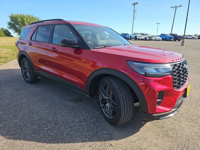 2026 Ford Explorer ST - Photo 7