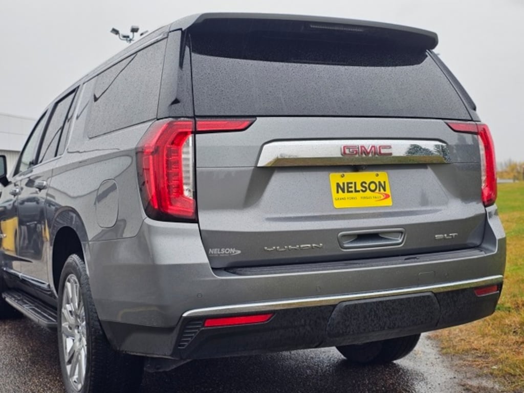Used 2021 GMC Yukon XL SLT SUV