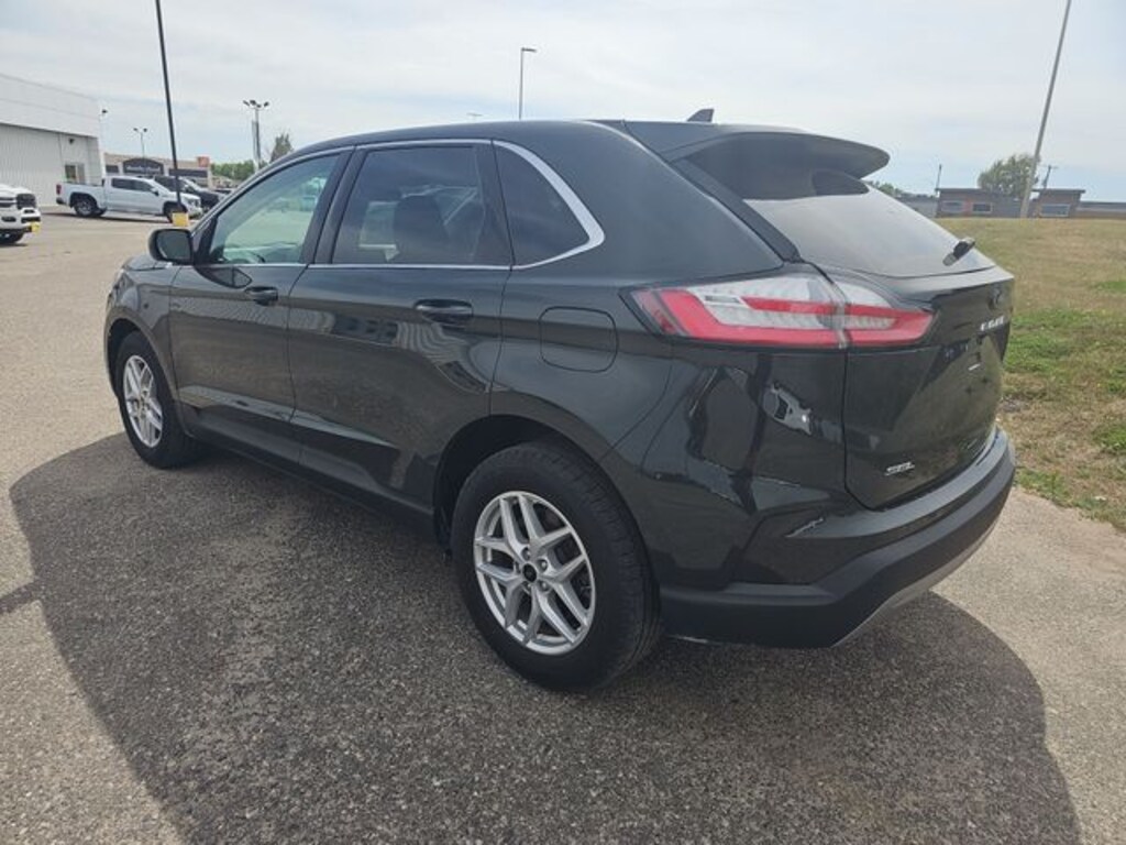 Used 2024 Ford Edge SEL SUV