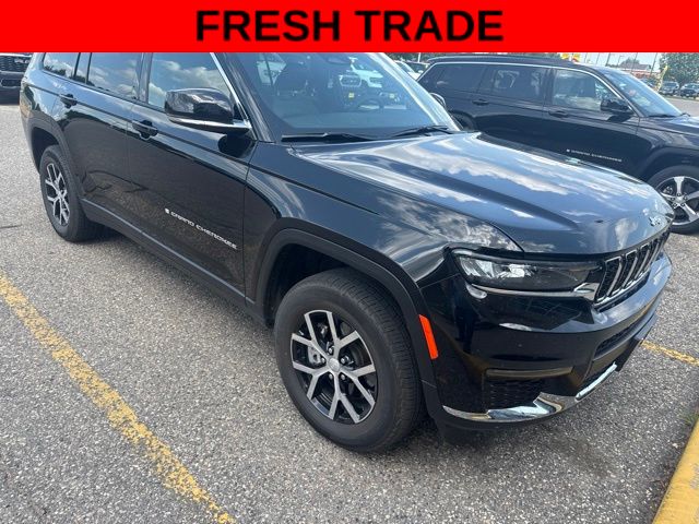 2025 Jeep Grand Cherokee L Limited 4x4's photo