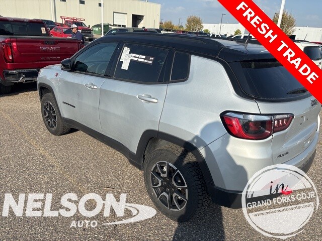 2024 Jeep Compass Trailhawk photo 4
