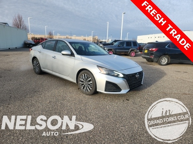 2023 Nissan Altima SV