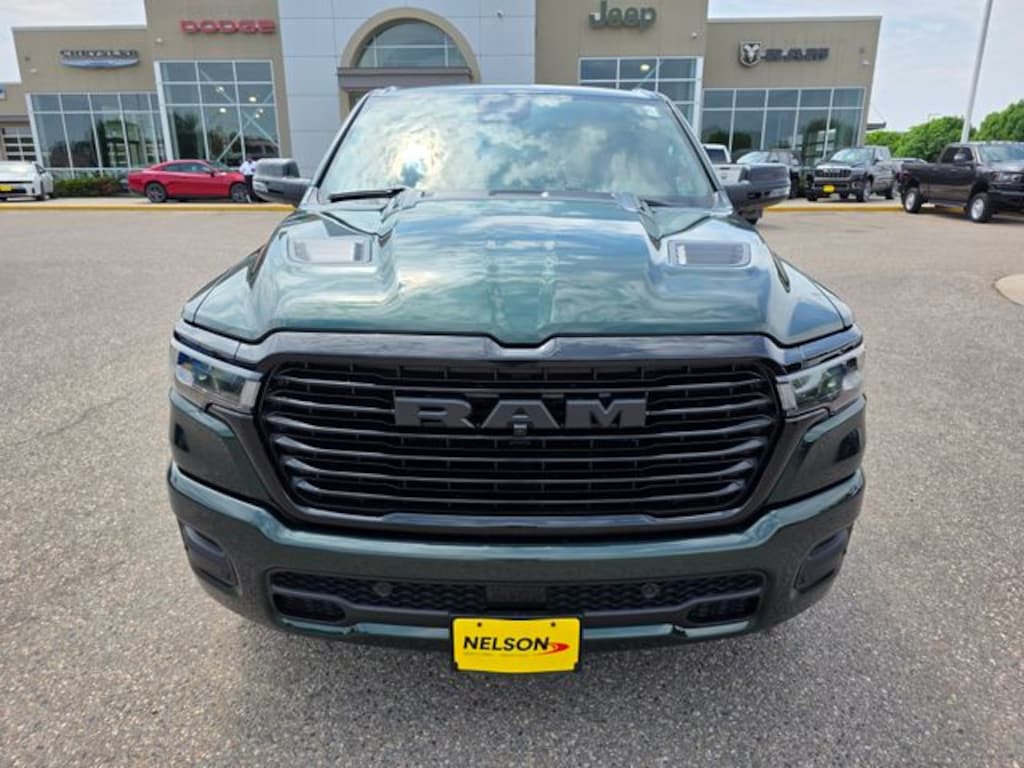 New 2026 Ram 1500 LARAMIE CREW CAB 4X4 5'7 BOX Pickup