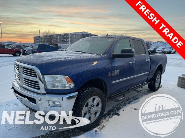 2014 Ram 2500 SLT photo 3