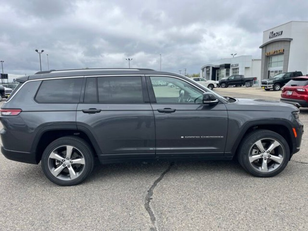 Used 2022 Jeep New Grand Cherokee Limited SUV