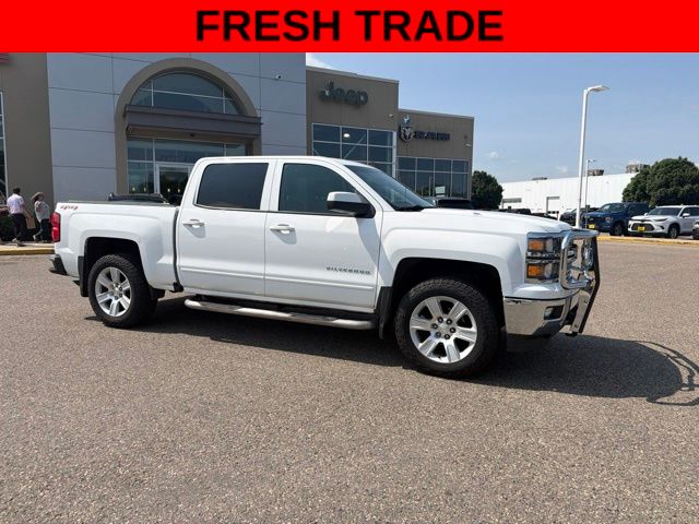Used 2015 Chevrolet Silverado 1500 LT with VIN 3GCUKREC5FG493777 for sale in Fergus Falls, Minnesota