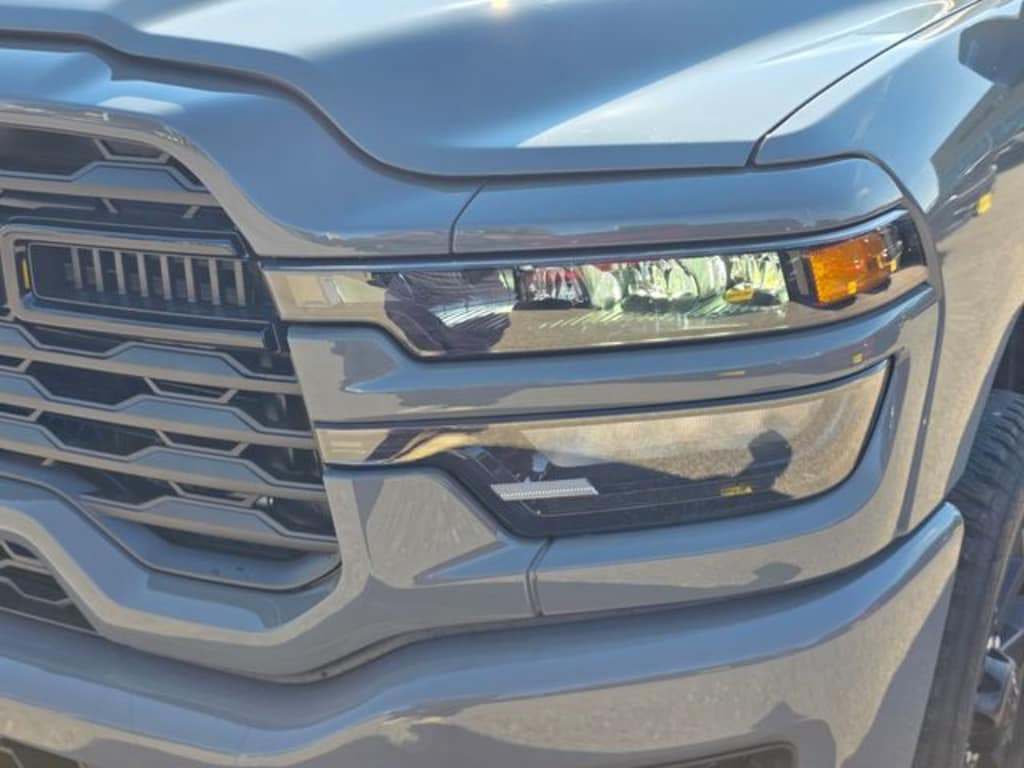 New 2027 Ram 2500 BIG HORN CREW CAB 4X4 6'4 BOX Pickup