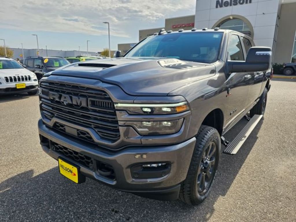 New 2026 Ram 3500 LARAMIE MEGA CAB 4X4 6'4 BOX Pickup