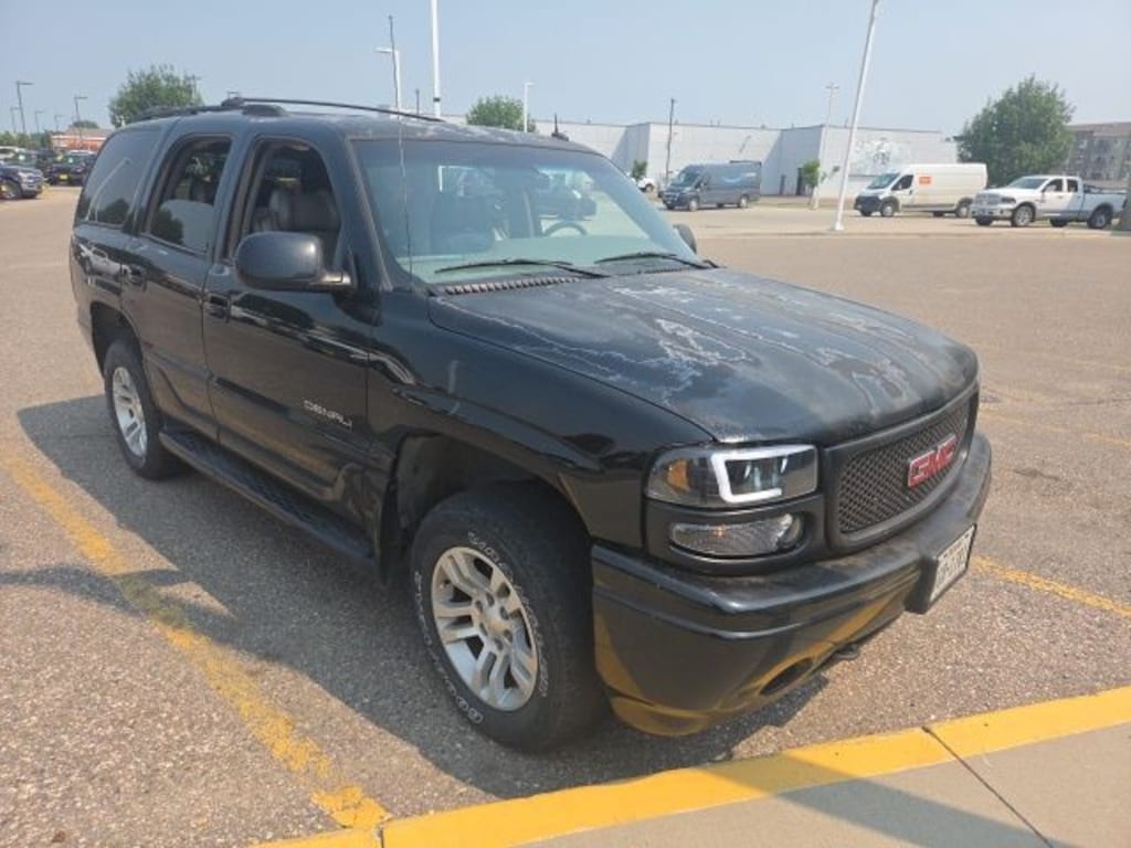 Used 2002 GMC Yukon Denali SUV