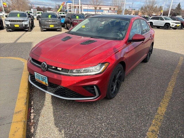 2025 Volkswagen Jetta 1.5T SE photo 3