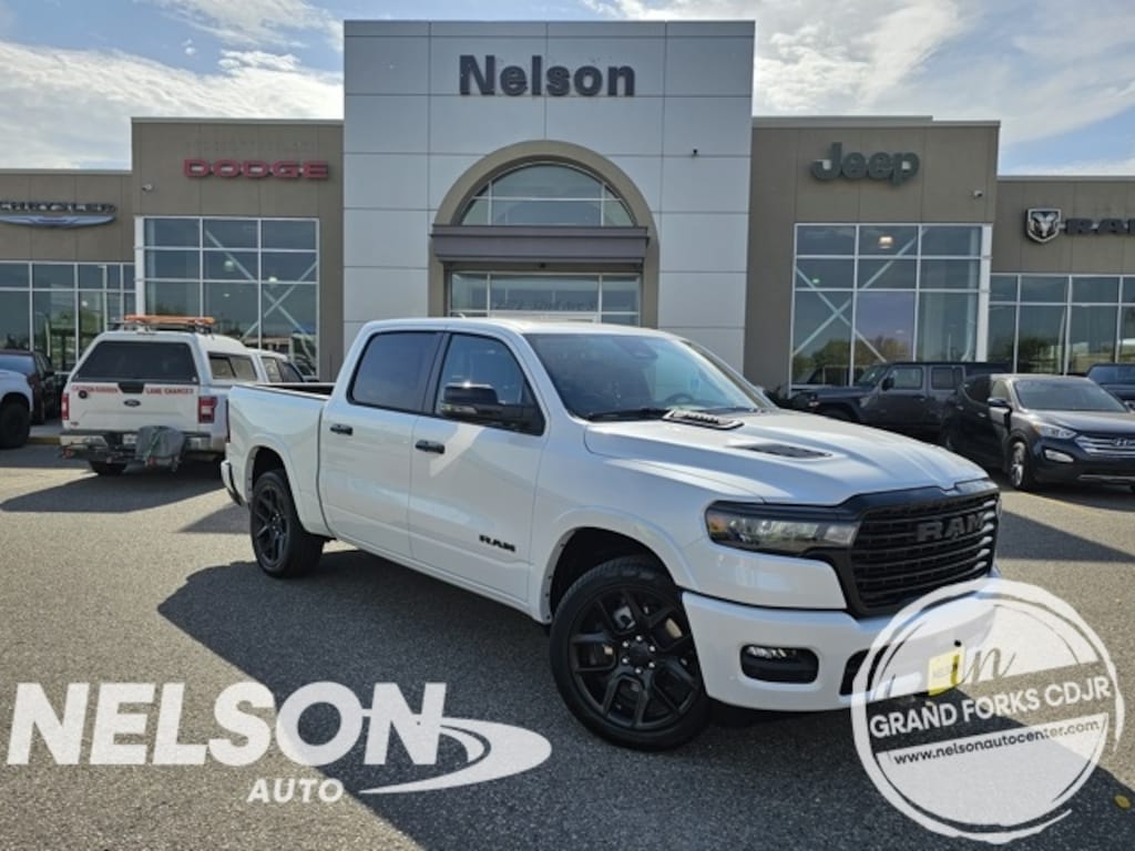 New 2026 Ram 1500 LARAMIE CREW CAB 4X4 5'7 BOX Pickup