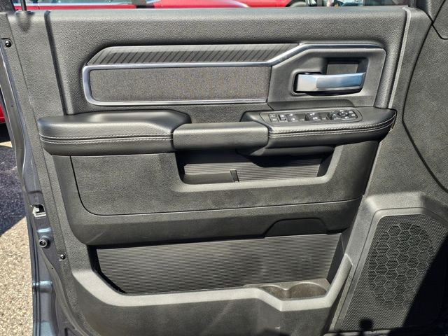 2026 RAM 3500 Big Horn - Photo 20