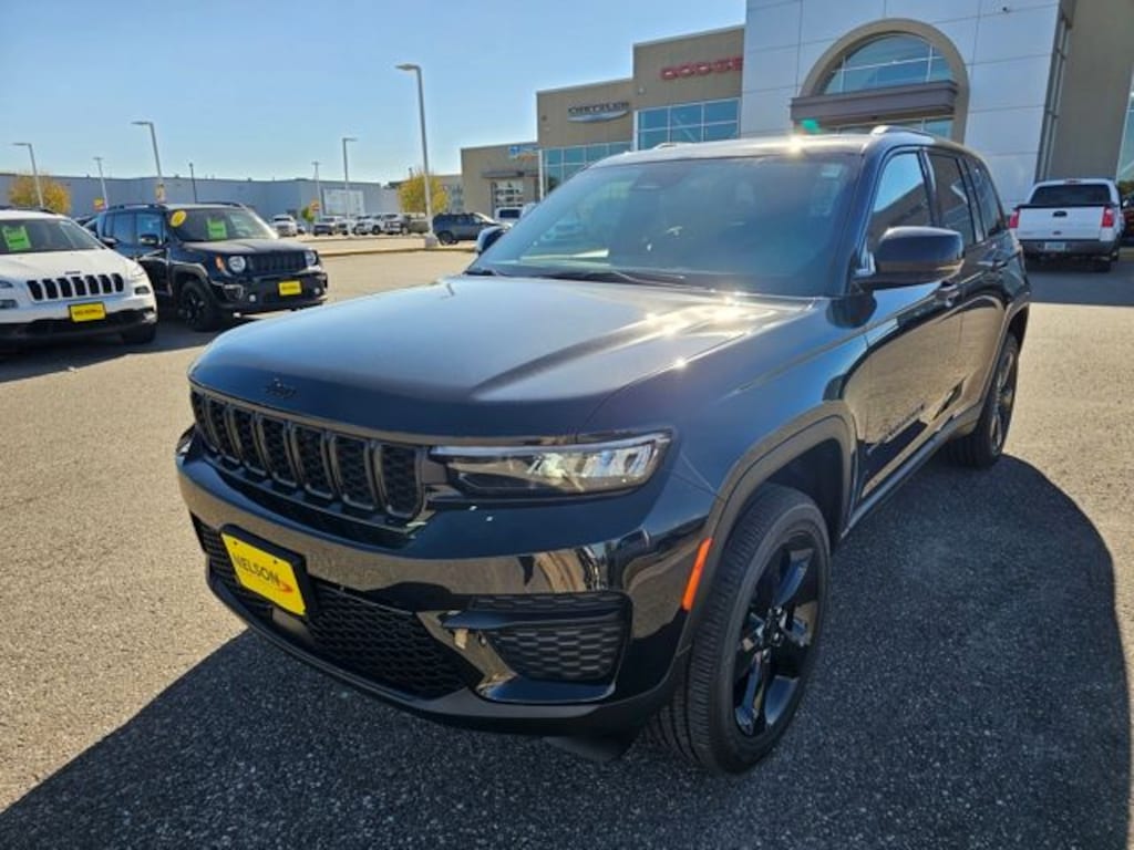 New 2025 Jeep Grand Cherokee ALTITUDE X 4X4 Sport Utility