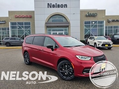 2026 Chrysler Pacifica LIMITED AWD Passenger Van