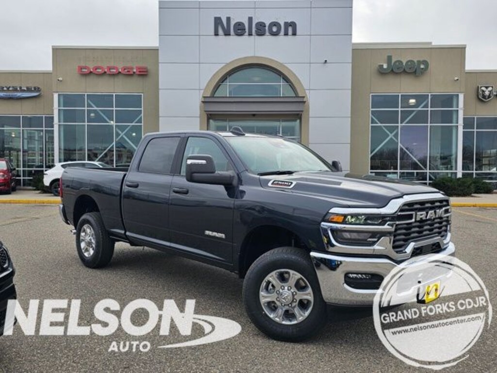 New 2026 Ram 2500 BIG HORN CREW CAB 4X4 6'4 BOX Pickup