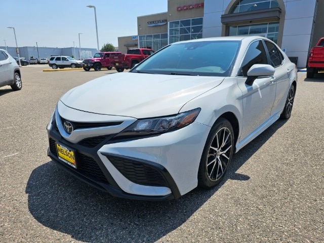 Used 2023 Toyota Camry SE with VIN 4T1G11AKXPU102440 for sale in Grand Forks, ND