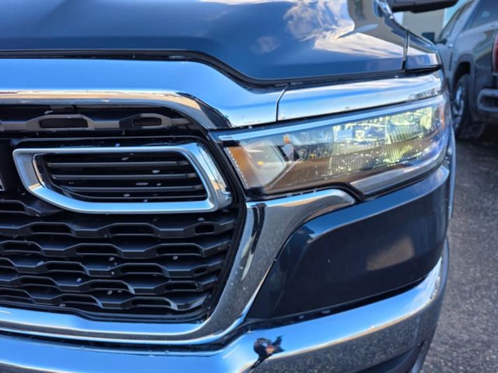 New 2026 Ram 1500 BIG HORN CREW CAB 4X4 6'4 BOX Pickup