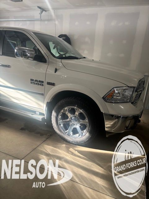 2016 RAM Ram 1500 Pickup Laramie's photo