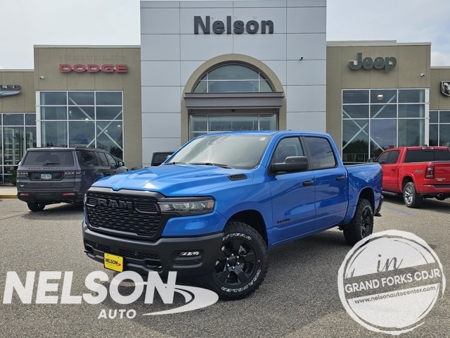 2026 Ram 1500 WARLOCK CREW CAB 4X4 5'7 BOX