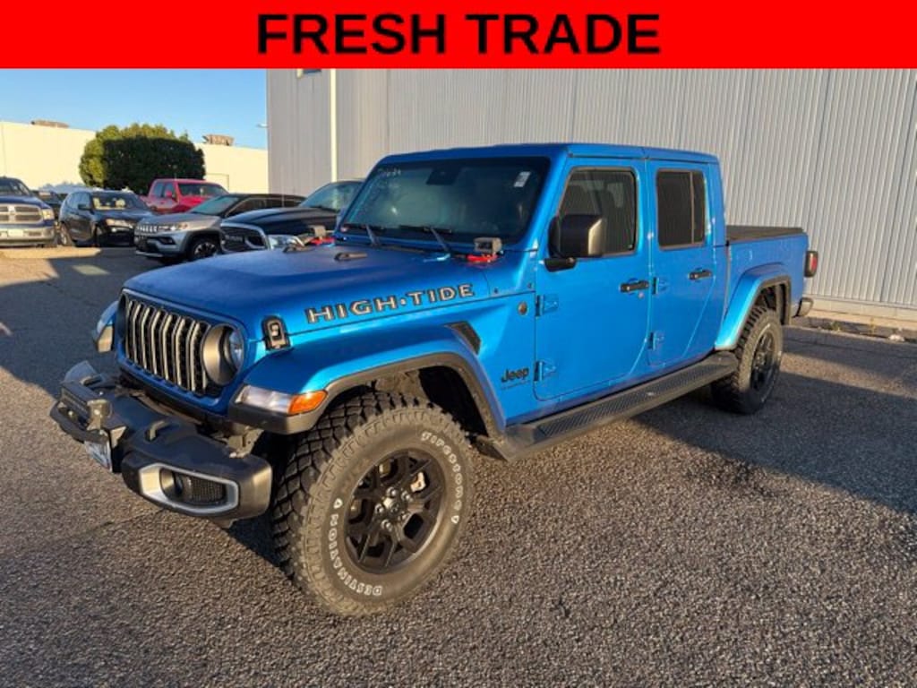 Used 2025 Jeep Gladiator Sport Truck Crew Cab
