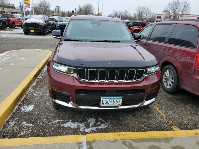 2023 Jeep Grand Cherokee Limited photo 2