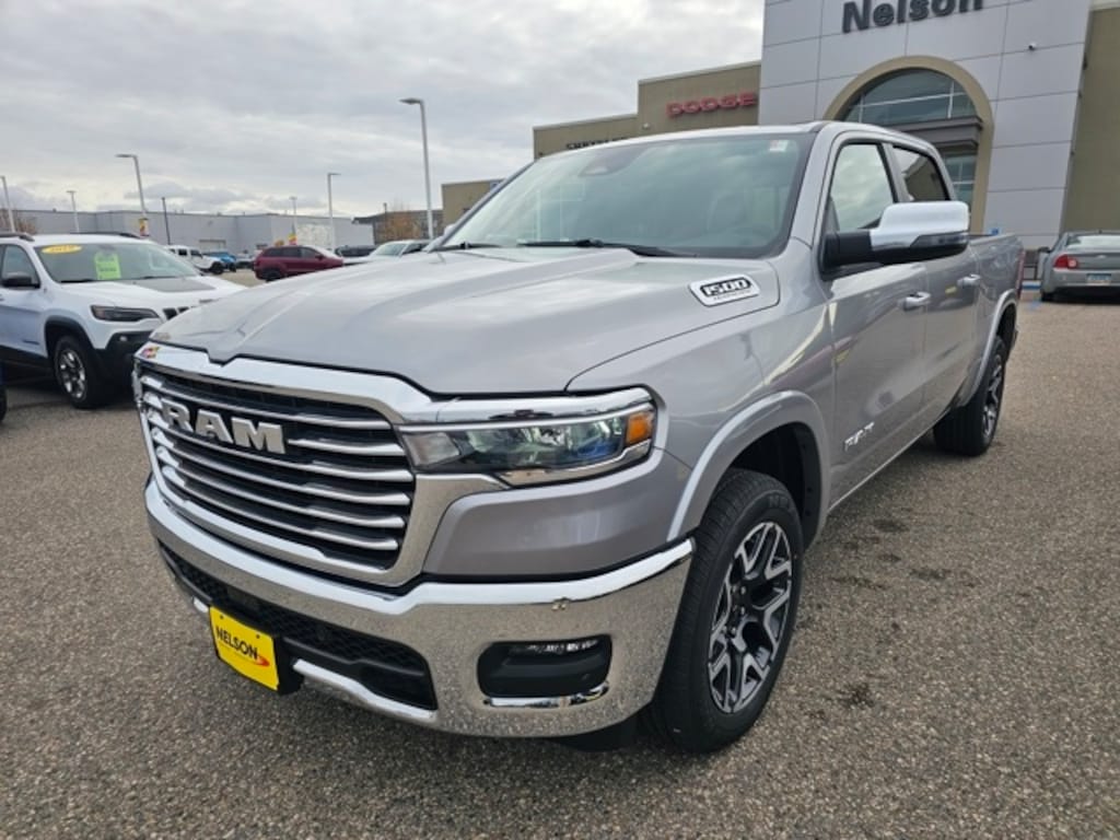 New 2026 Ram 1500 LARAMIE CREW CAB 4X4 5'7 BOX Pickup