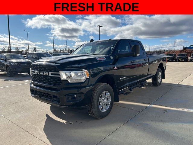 2022 Ram 3500 Truck Crew Cab 