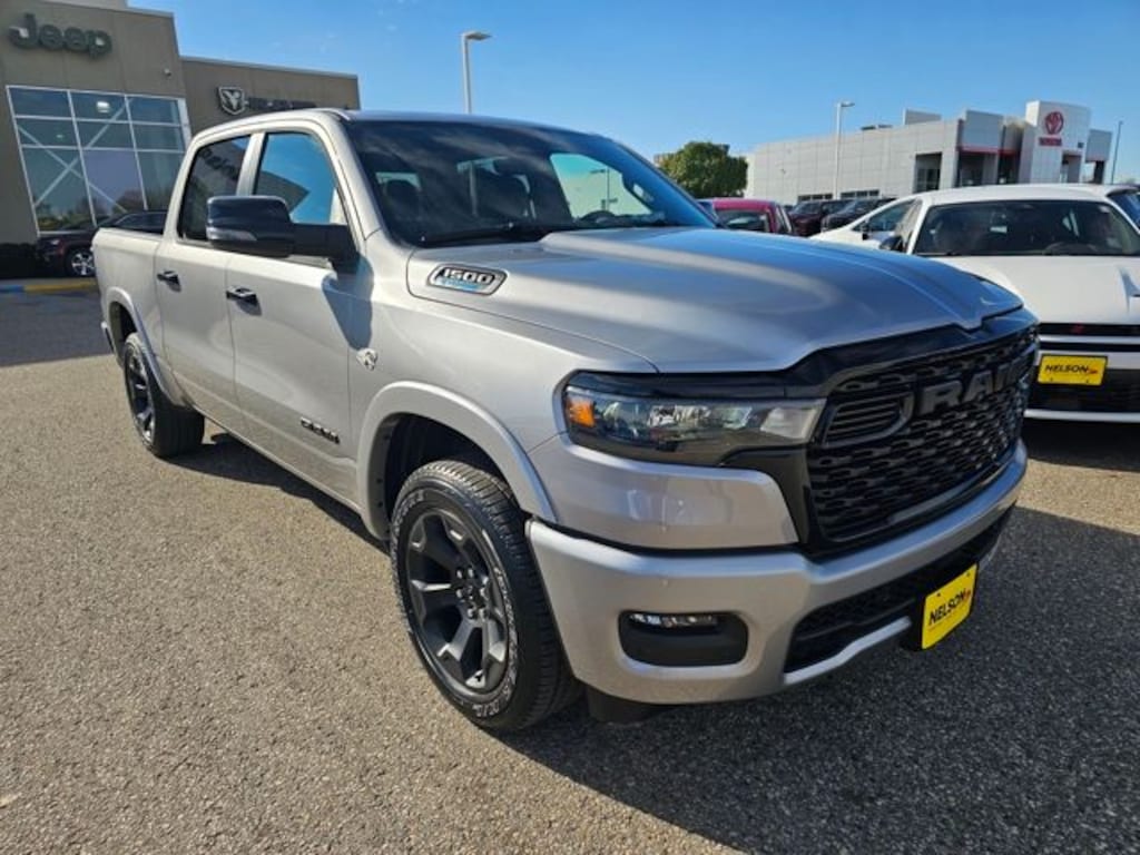 New 2026 Ram 1500 BIG HORN CREW CAB 4X4 5'7 BOX Pickup