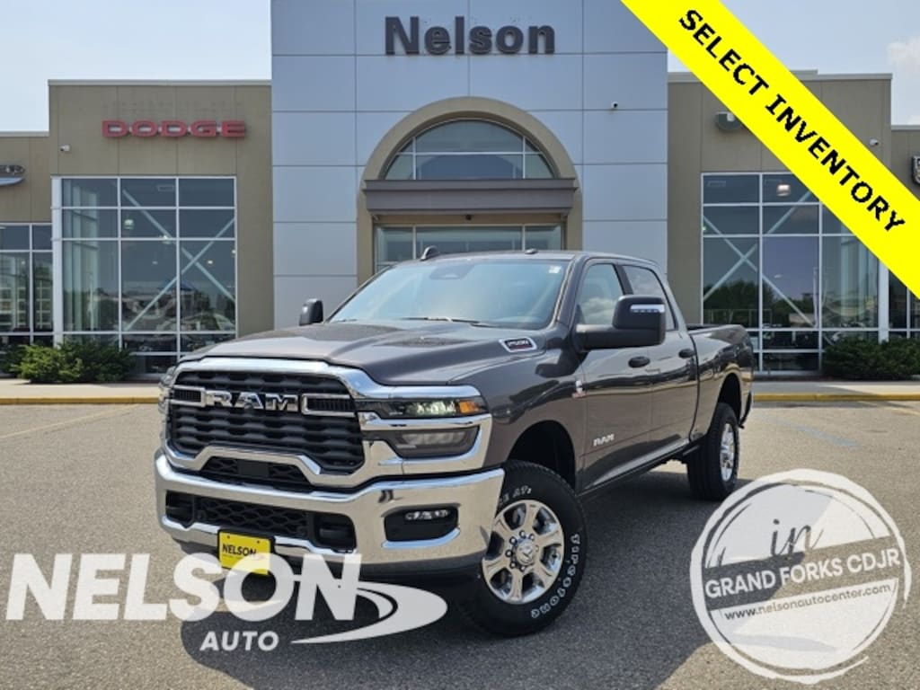 New 2025 Ram 2500 BIG HORN CREW CAB 4X4 6'4 BOX Pickup