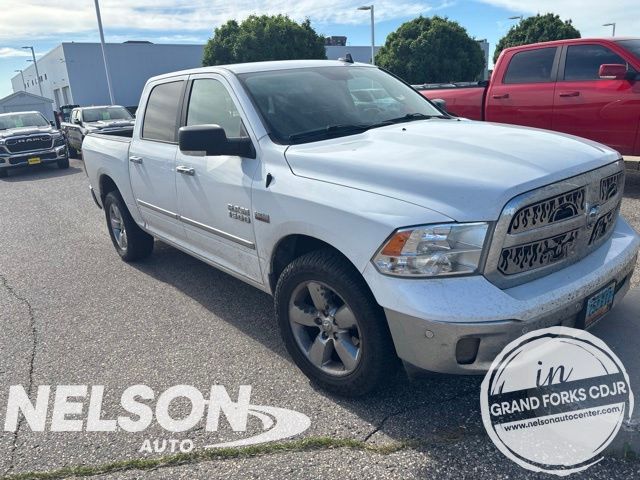 2017 RAM 1500 Big Horn 4x4 Crew Cab 5'7's photo
