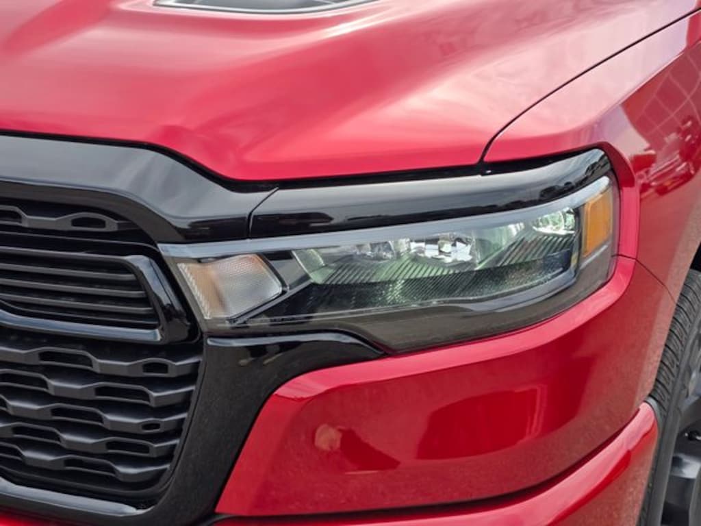 New 2026 Ram 1500 TRADESMAN CREW CAB 4X4 Pickup