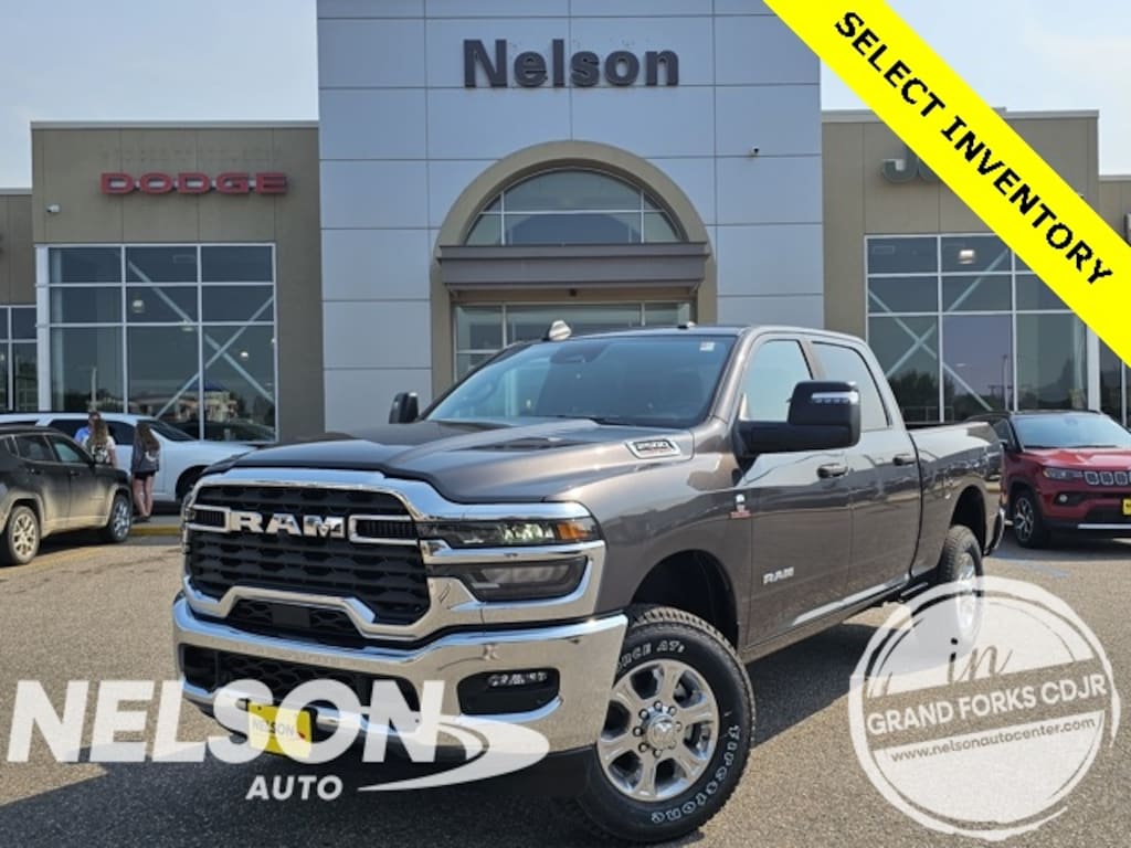 New 2025 Ram 2500 BIG HORN CREW CAB 4X4 6'4 BOX Pickup