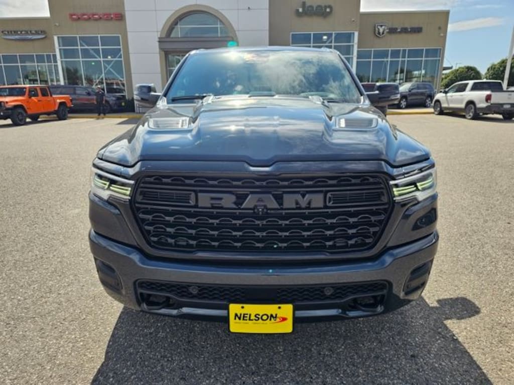 New 2026 Ram 1500 LIMITED CREW CAB 4X4 5'7 BOX Pickup