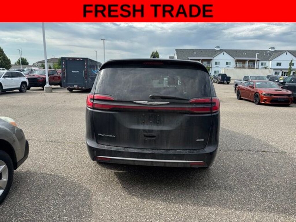 Used 2023 Chrysler Pacifica Touring L Van Passenger Van