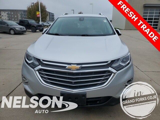 2021 Chevrolet Equinox Premier photo 2