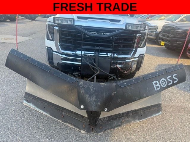 2024 GMC Sierra 4WD Regular Cab Long Box Pro's photo