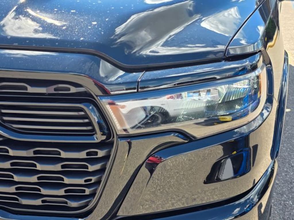 New 2026 Ram 1500 BIG HORN CREW CAB 4X4 6'4 BOX Pickup