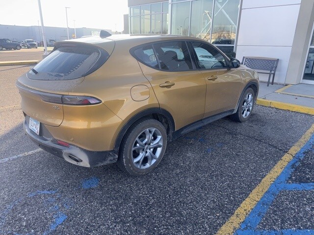 2025 Dodge Hornet R/T photo 3