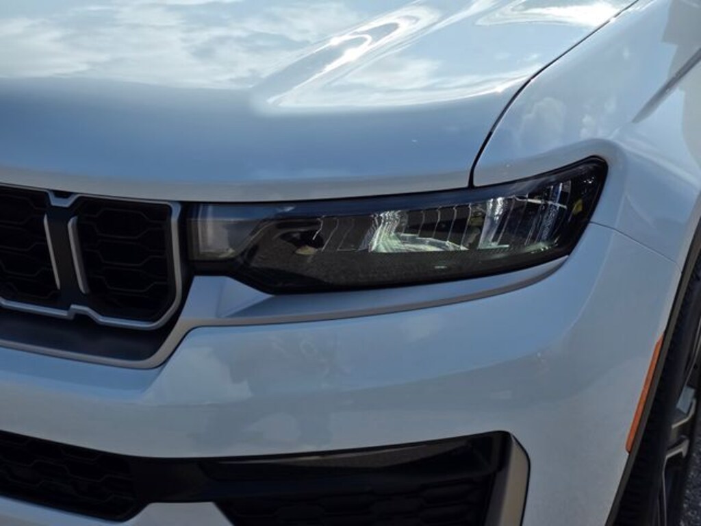 New 2027 Jeep Grand Cherokee Limited Sport Utility