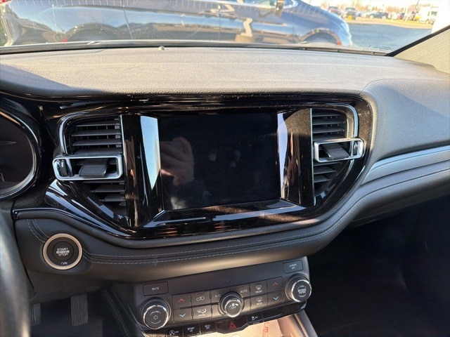 2022 Dodge Durango SXT photo 3