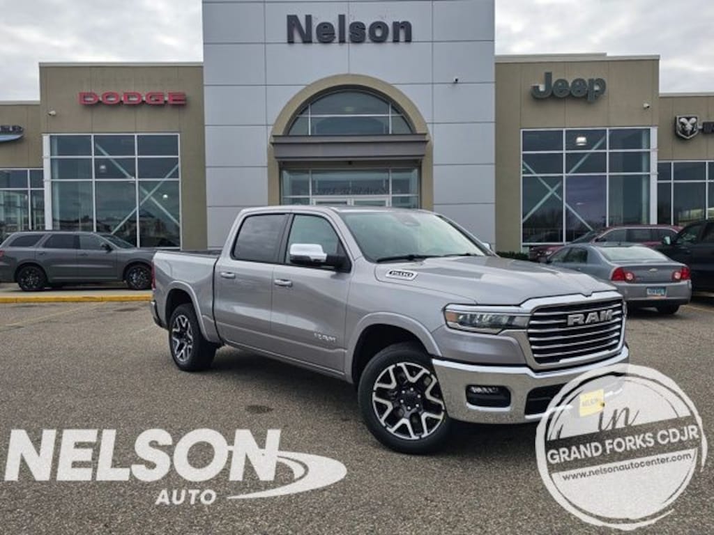 New 2026 Ram 1500 LARAMIE CREW CAB 4X4 5'7 BOX Pickup